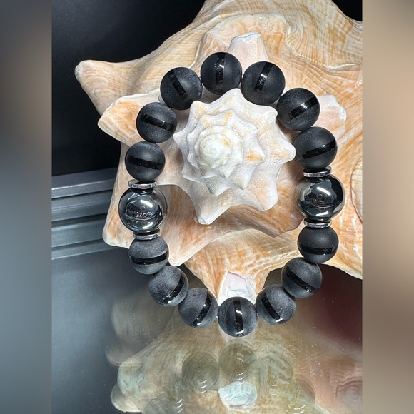 GUNPOWDER HEMATITE + ONYX NATURAL STONES BRACELET size 7” - Picture 9 of 10